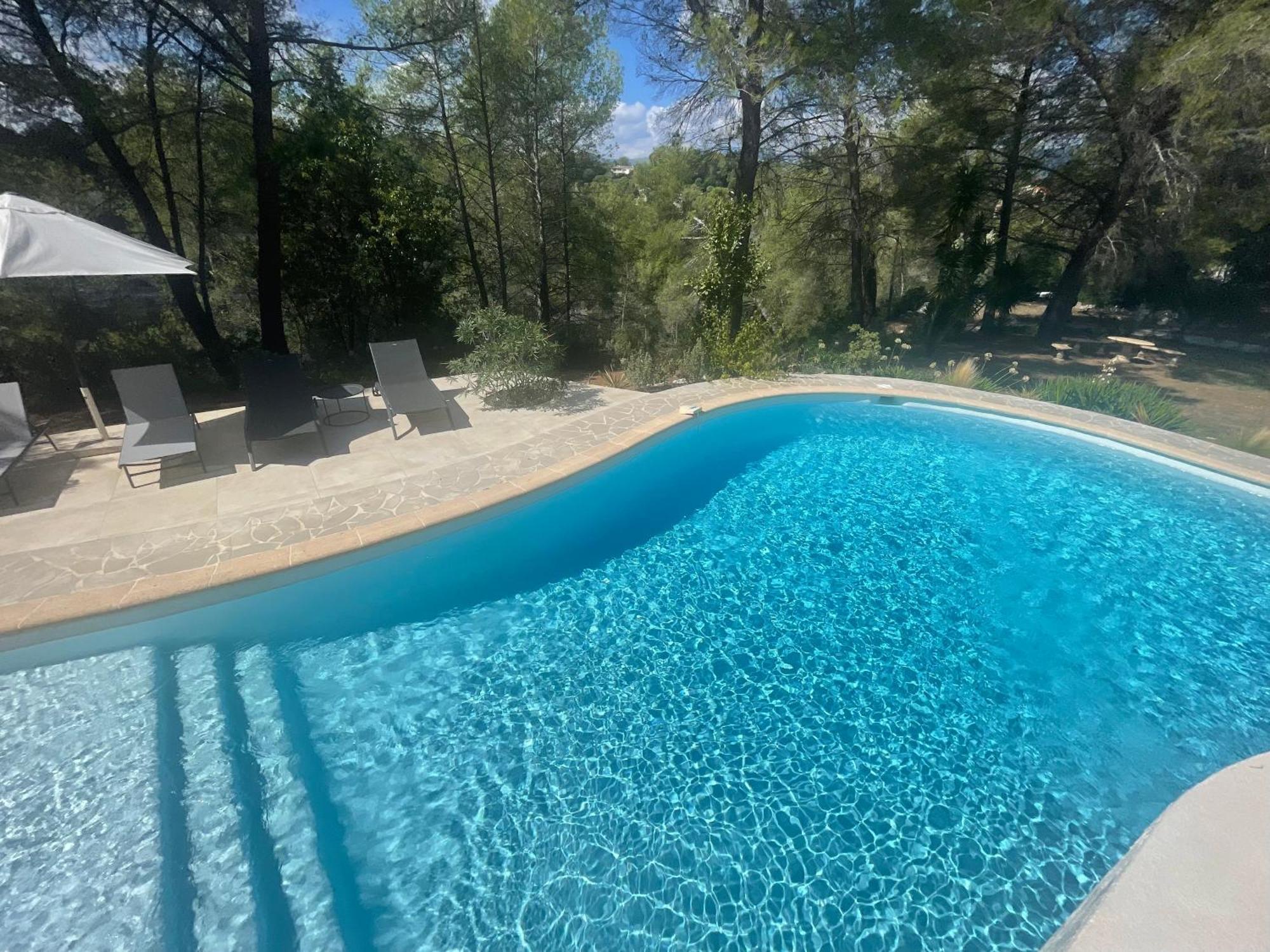 La Villa Des Carriers- Maison Avec Piscine Proche Mer Roquefort Les Pins Bagian luar foto