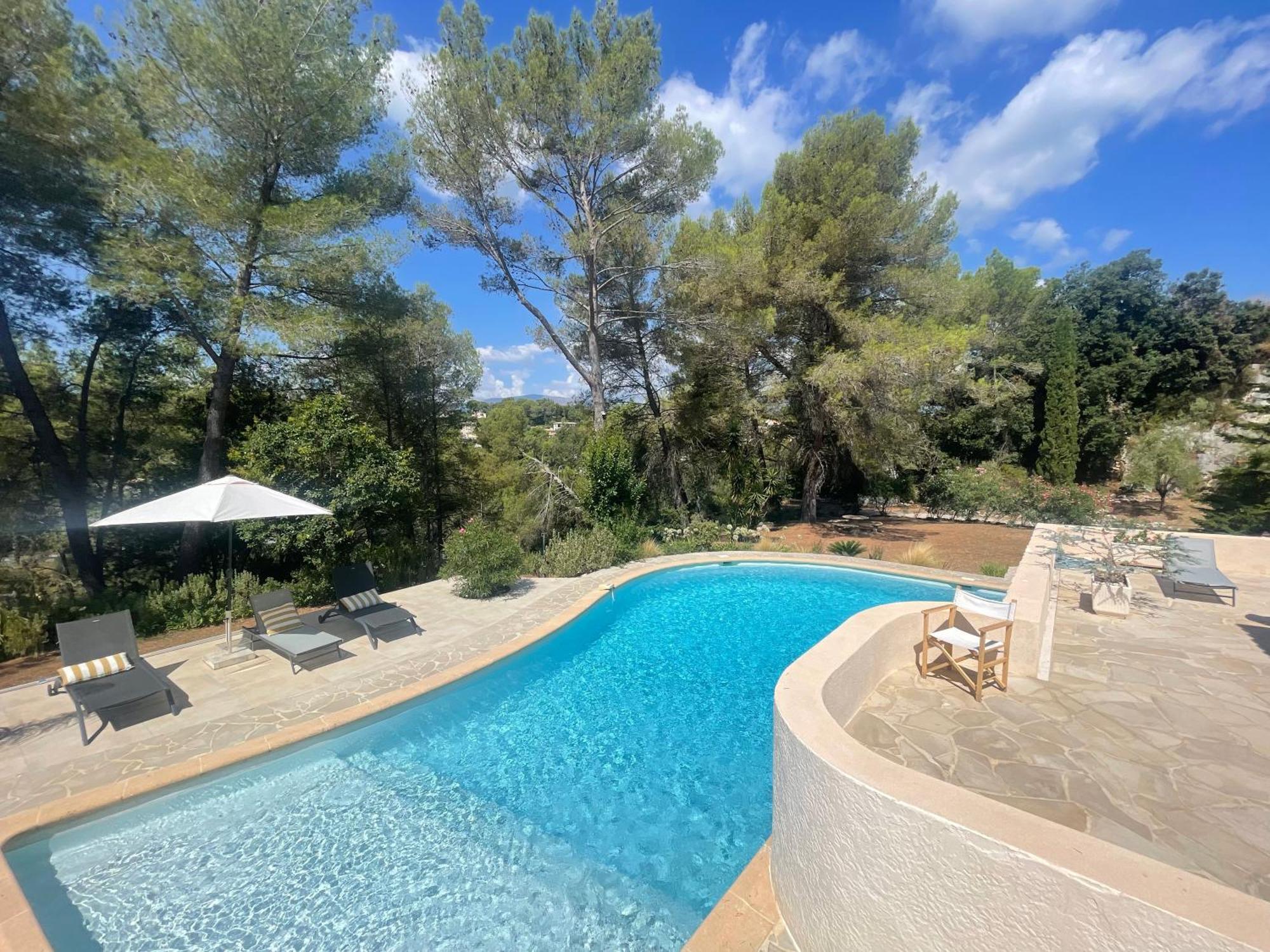 La Villa Des Carriers- Maison Avec Piscine Proche Mer Roquefort Les Pins Bagian luar foto